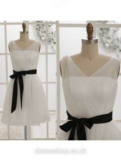 A-line V-neck Tulle Short/Mini Sleeveless Bridesmaid Dresses #01012452