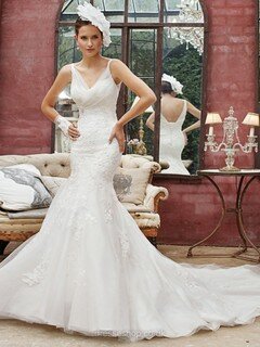 White Backless V-neck Tulle Appliques Lace Trumpet/Mermaid Wedding Dresses #DS00022099