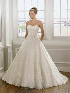 Princess Ivory Tulle Appliques Lace Perfect Sweetheart Wedding Dress #DS00022131