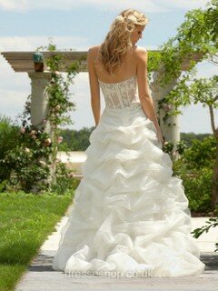 Ivory High Low Sweetheart Organza Beading Asymmetrical Wedding Dress #DS00022145