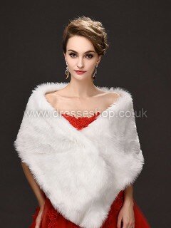 Faux Fur Off-the-Shoulder Sleeveless Shawl #DS03040029