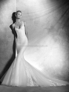Unique V-neck Ivory Lace Tulle Appliques Lace Chapel Train Wedding Dresses #DS00022316