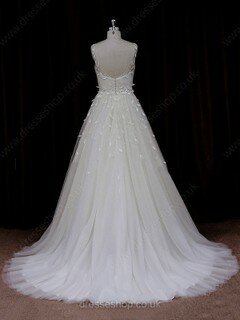 Elegant Princess Appliques Lace Ivory Tulle Scoop Neck Wedding Dresses #DS00021834