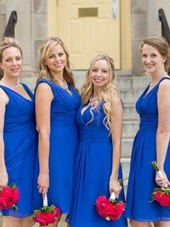V-neck Chiffon Ruffles Pretty Royal Blue Knee-length Bridesmaid Dresses #DS01012823