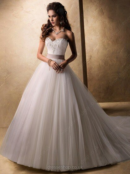 Best Sweetheart Ivory Tulle with Sashes/Ribbons Ball Gown Wedding Dresses #00020370