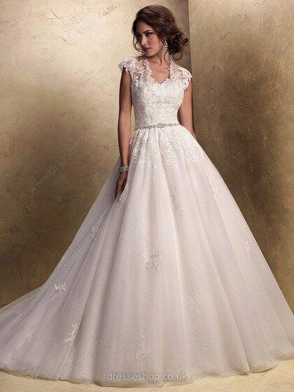 Ball Gown Cap Straps Tulle Appliques Lace V-neck Ivory Wedding Dresses #00020407