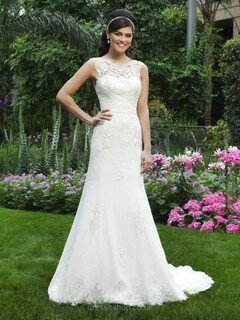 Scoop Neck Open Back White Lace Appliques Lace Sheath/Column Wedding Dresses #00016320