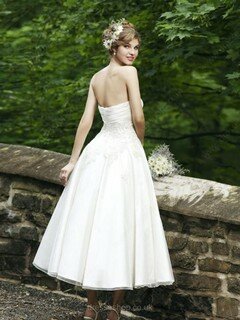 A-line Sweetheart Organza Satin Tea-length Appliques Wedding Dresses #00018135