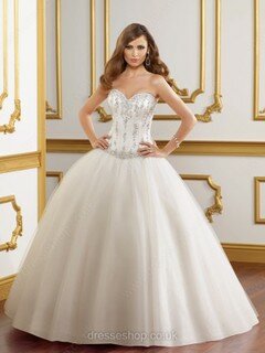 Famous Sweetheart White Tulle with Beading Ball Gown Wedding Dresses #00018266