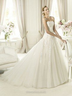 Princess Popular Strapless Tulle with Appliques Lace Ivory Wedding Dresses #00020225