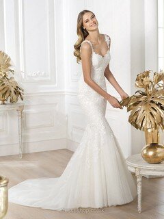 Unique V-neck White Tulle Appliques Lace Trumpet/Mermaid Wedding Dress #00020245