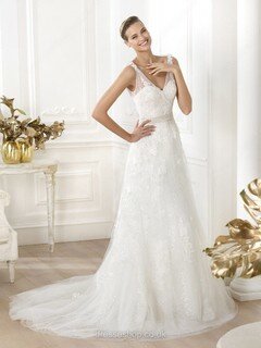 White Tulle Court Train Appliques Lace Affordable V-neck Wedding Dresses #00020258