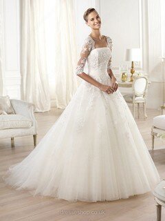 Affordable White Ball Gown Tulle with Appliques Lace Strapless Wedding Dresses #00020287
