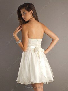 A-line Sweetheart Organza Short/Mini Sleeveless Crystal Detailing Prom Dresses #02013244